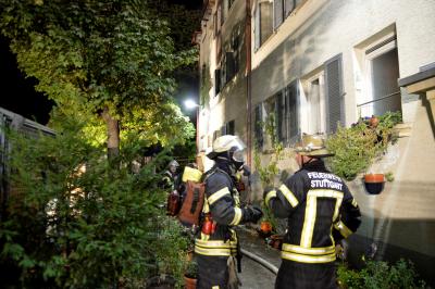 7 Verletzte nach Brand in Mehrfamilienhaus in Stuttgart-Ost
